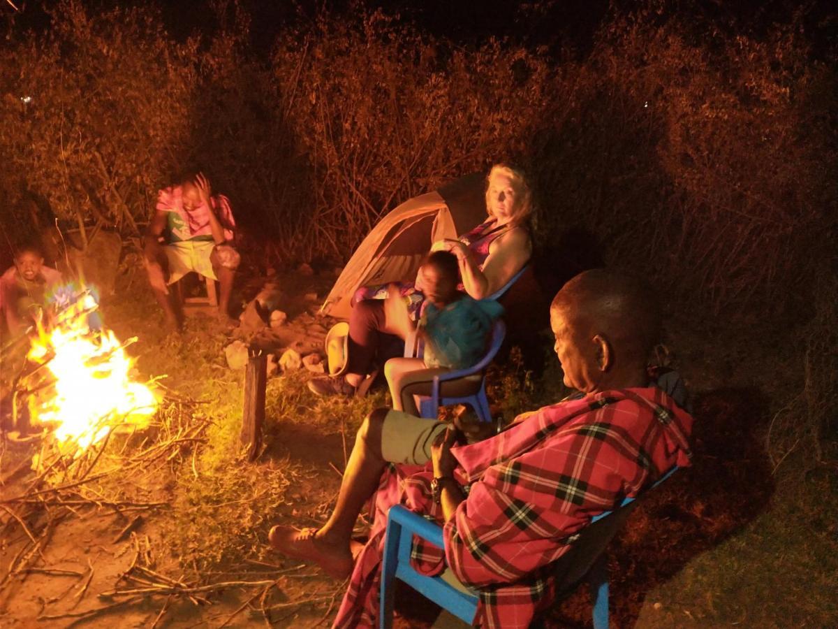 Maasai Homestay Camping Sekenani Ngoại thất bức ảnh